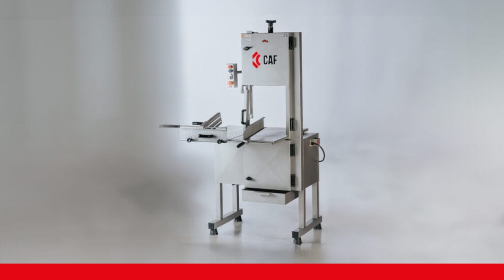 A serra de fita como aliada na produção de carnes: mais eficiência, qualidade e sabor