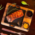 Chapa com Molheira e Suporte de Madeira Santana