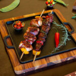 Chapa com Suporte de Madeira Santana