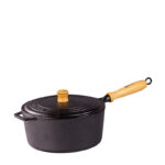 Panela de ferro com Cabo de Madeira e Tampa de Ferro Santana