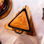 Petisqueira individual com suporte de madeira Santana